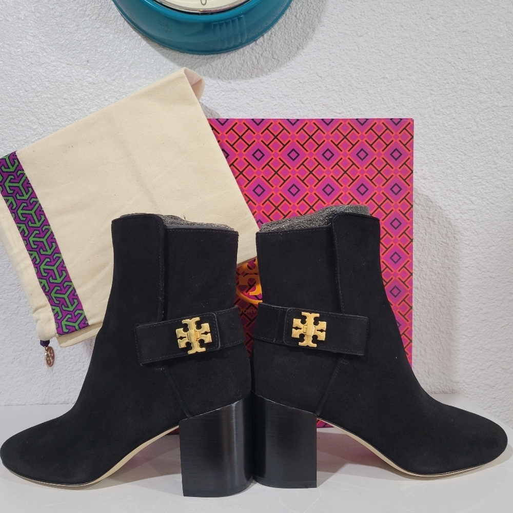 TORY BURCH Womens Black Logo Kira Round Toe Block Heel Leather Booties 5 NWT - Picture 2 of 10